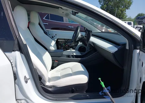 2019 Tesla Model 3 Long Range/Mid Range/Standard Range/Standard Range Plus from USA, damaged, VIN 5YJ3E1EA2KF429392